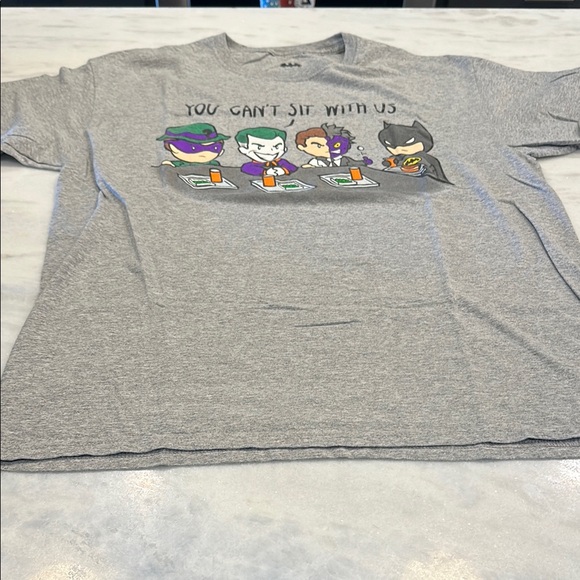 DC Comics Grey Short Sleeve Tee Batman “You can’t sit with us” - Picture 8 of 9